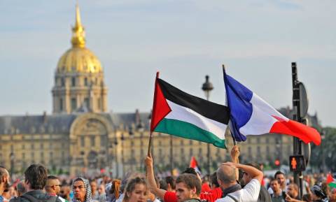Γαλλία: Ή τώρα ή ποτέ - Ισχυρές πιέσεις στον Ολάντ από 154 βουλευτές για αναγνώριση της Παλαιστίνης