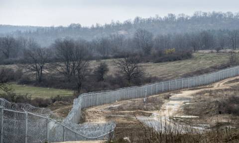 Ουγγαρία: Ξεκίνησε η κατασκευή ενός δεύτερου φράχτη στα σύνορα με τη Σερβία
