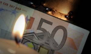 Mειώθηκαν κατά 1,5 δισ. ευρώ οι καταθέσεις τον Ιανουάριο