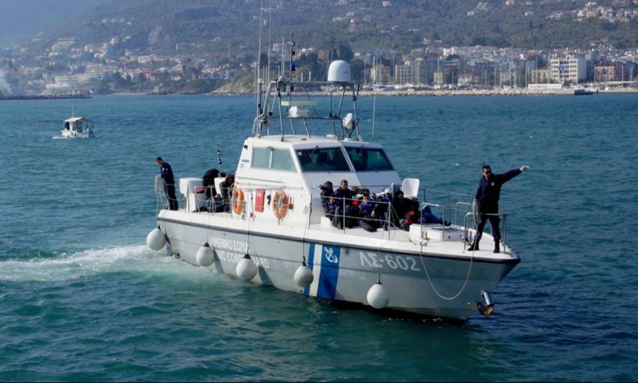 Τέσσερις συλλήψεις για τη διακίνηση μεταναστών που διασώθηκαν ανοικτά των Παξών