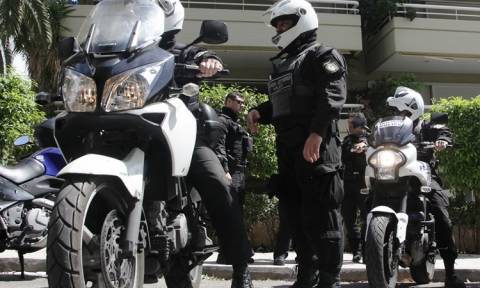 Ένοπλη ληστεία στο Φάληρο: Με τον νόμο Παρασκευόπουλου είχαν αποφυλακιστεί οι δράστες