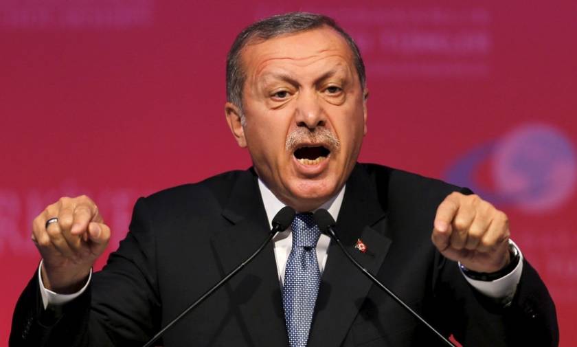 Δημοψήφισμα Τουρκία: Ο Ερντογάν απειλεί την Ευρώπη με νέα δημοψηφίσματα και αμφισβητεί τη νοθεία