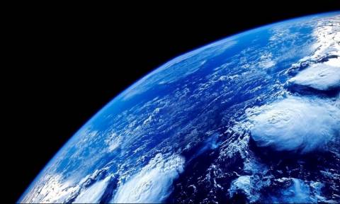 Συμβουλές για την Ημέρα της Γης: Σήμερα γιορτάζει ο πλανήτης μας - Όλα όσα πρέπει να γνωρίζετε