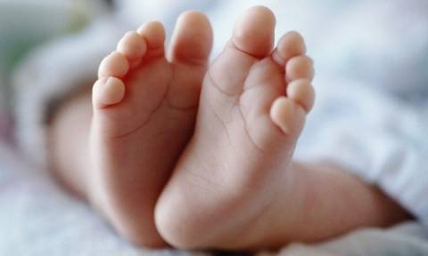 Οικονομική ενίσχυση 800 ευρώ για κάθε γέννηση ή υιοθεσία παιδιού