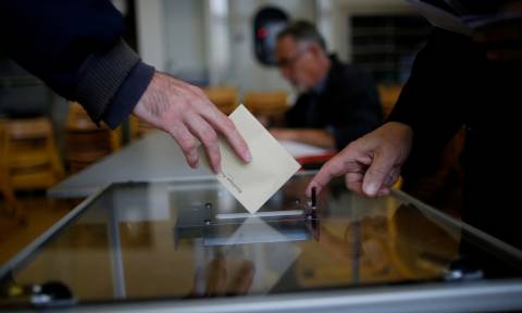 Εκλογές Γαλλία: Αποχή-ρεκόρ προβλέπουν οι δημοσκοπήσεις