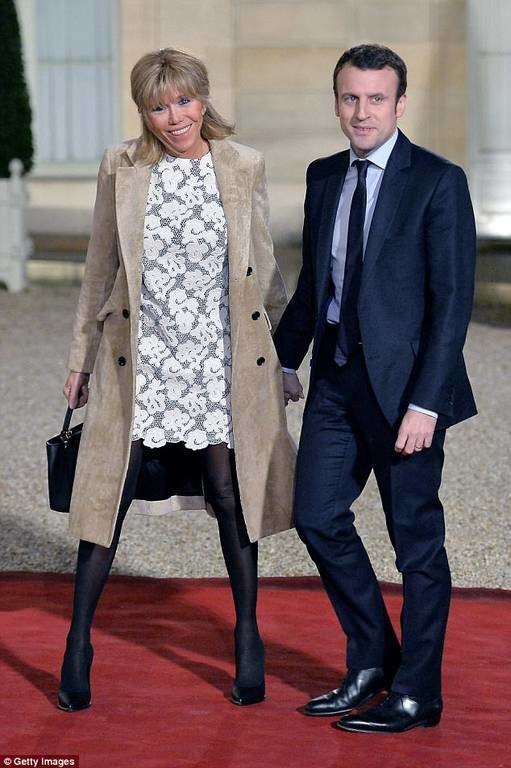 Εμανουέλ Μακρόν - Μπριζίτ Τρονιέ: Το «παράνομο» ζευγάρι που θέλει να κυβερνήσει τη Γαλλία! (Pics)