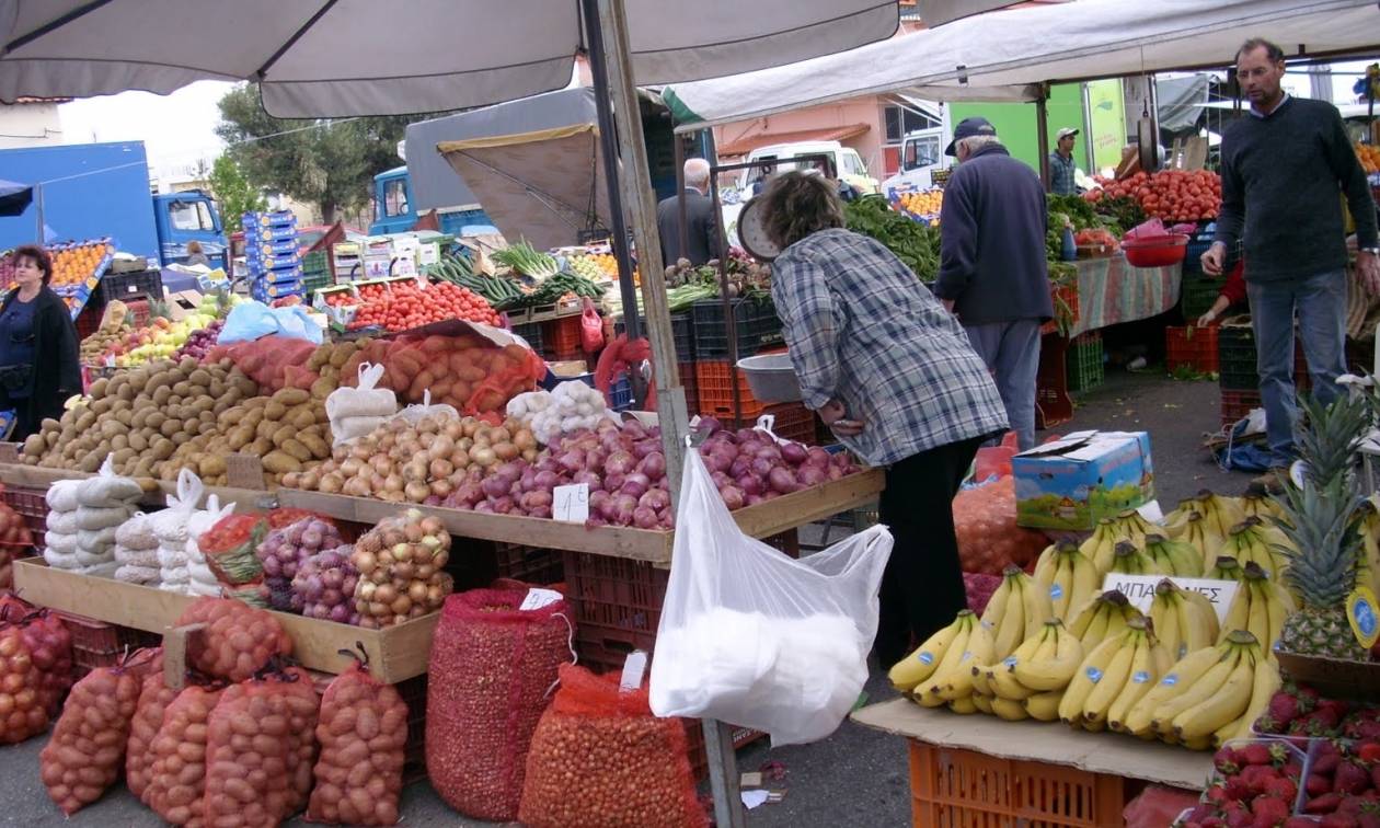 Συμμετοχή στην απεργία της Τετάρτης εξήγγειλαν οι παραγωγοί - πωλητές λαϊκών αγορών