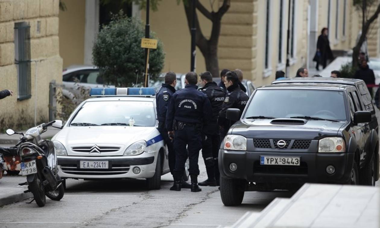 Συναγερμός στο κέντρο της Αθήνας