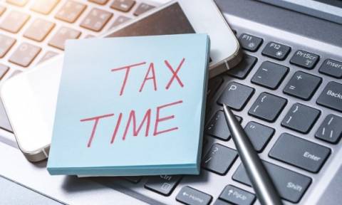 Φορολογικές δηλώσεις 2017: Πότε λήγουν οι προθεσμίες και πότε καταβάλλονται οι φόροι