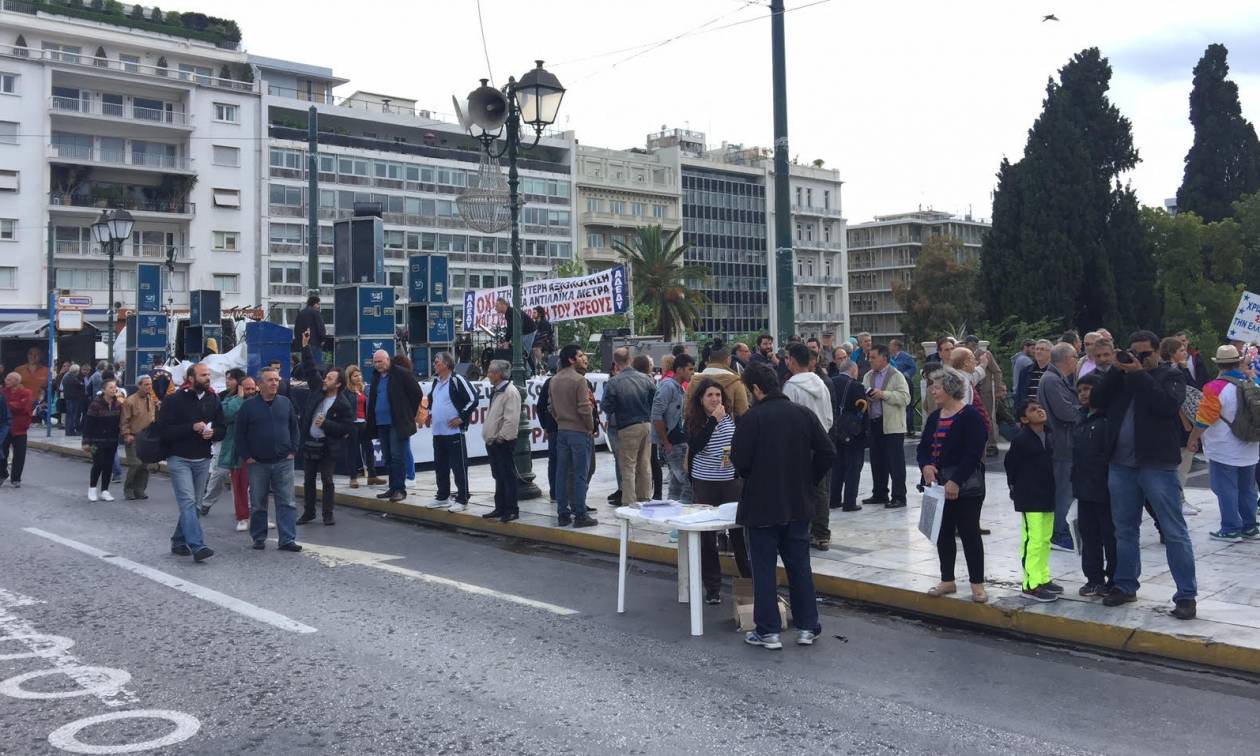 Σύνταγμα: Βροντερό «όχι» του λαού στο νέο μνημόνιο (pics)