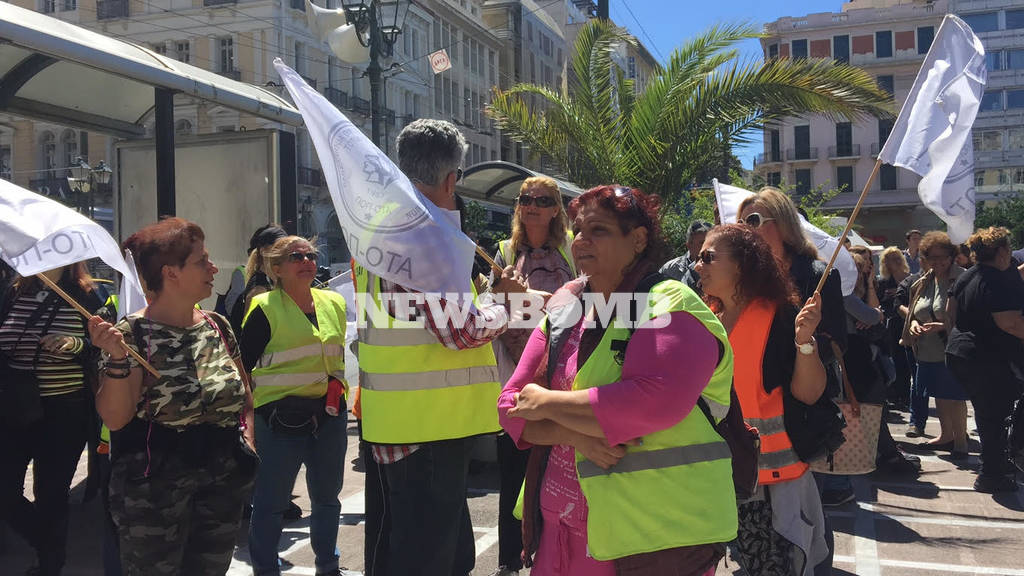 Στους δρόμους οι εργαζόμενοι στην Τοπική Αυτοδιοίκηση - Συναντήθηκαν με τον Πάνο Σκουρλέτη