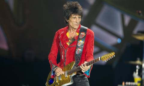 Στο νοσοκομείο εσπευσμένα ο κιθαρίστας των Rolling Stones (Vid)