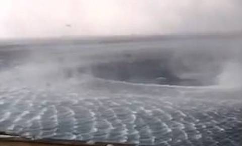 Απίθανο βίντεο: Ρουφήχτρα 30 μέτρων στην Κέρκυρα!