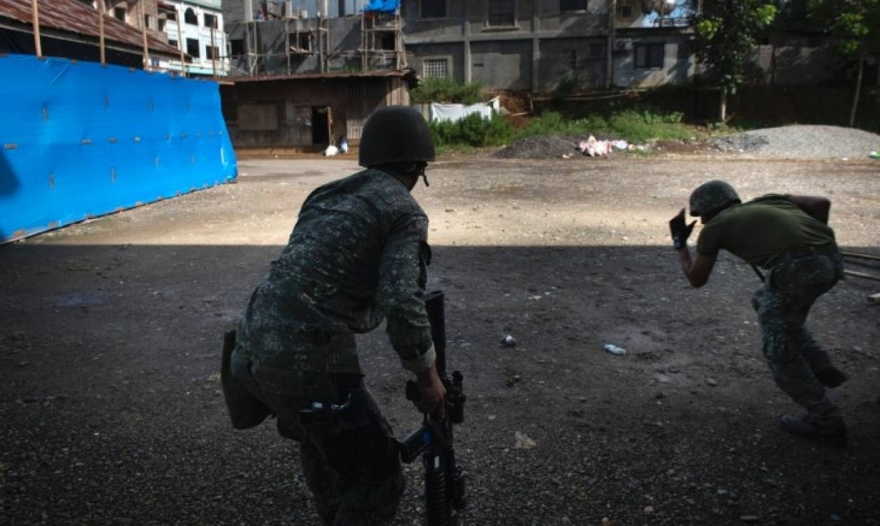 Σφοδρές μάχες κατά του ISIS στις Φιλιππίνες: Οκτώ ξένοι μεταξύ των νεκρών τζιχαντιστών