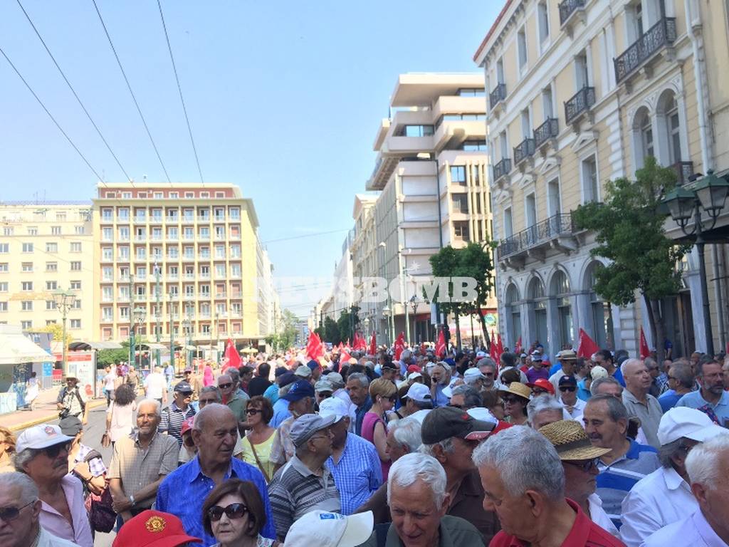 Στους δρόμους οι συνταξιούχοι κατά των νέων μέτρων