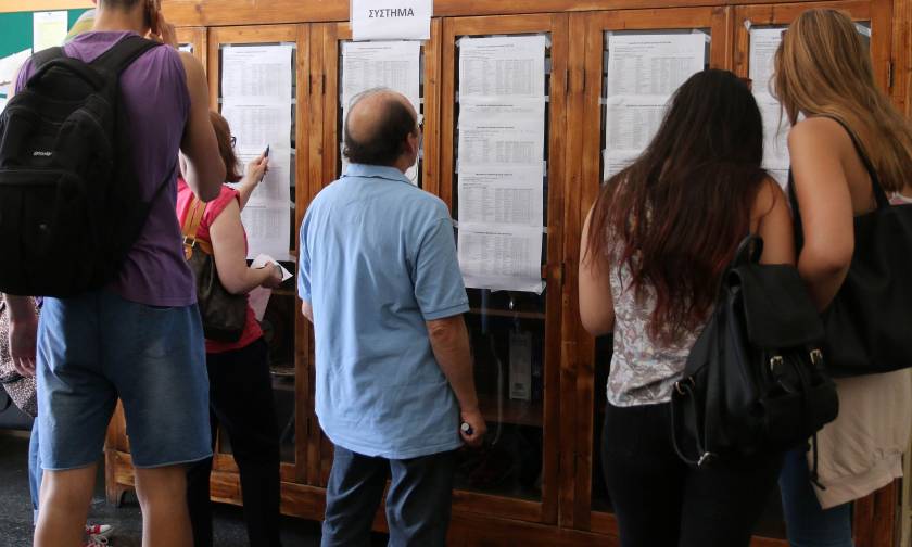 Πανελλήνιες 2017 - ΕΠΑΛ: Σε μαθήματα ειδικότητας εξετάζονται σήμερα οι υποψήφιοι