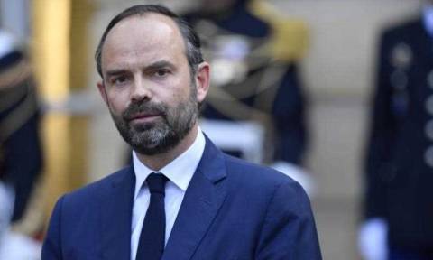 Γαλλία: Παραμένει πρωθυπουργός ο Φιλίπ