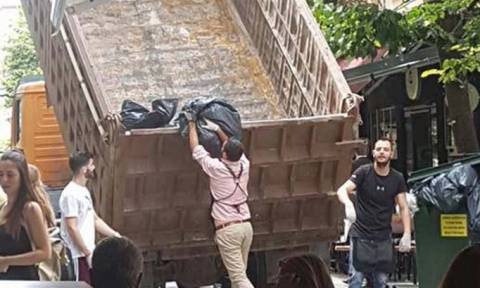 Λάρισα: Οι κάτοικοι μαζεύουν μόνοι τους τα σκουπίδια με φορτηγό!