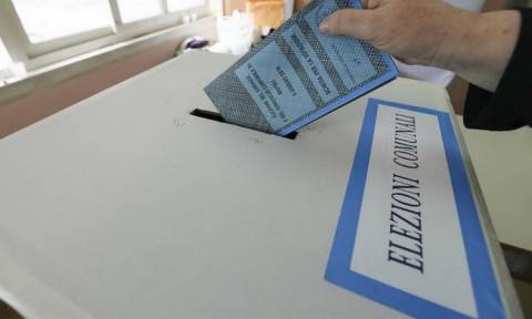 Ιταλία: Νίκη της κεντροδεξιάς στις δημοτικές εκλογές
