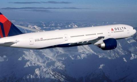 Χαμός σε πτήση: Επιβάτης της πρώτης θέσης επιτέθηκε σε αεροσυνοδό