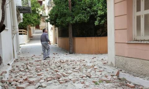 Ψυχολόγοι του Ψυχιατρικού Νοσοκομείου Αττικής στο σεισμόπληκτο Πλωμάρι