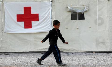 Ο Ερυθρός Σταυρός αποχωρεί από το Κέντρο Φιλοξενίας Λαυρίου
