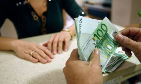 Τα χρέη γονατίζουν τους Έλληνες: 5,5 δισ. τα νέα «φέσια» στο Δημόσιο