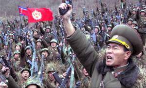 Σειρήνες πολέμου Βόρεια Κορέα: Εκατομμύρια πολίτες κατατάσσονται στο στρατό έτοιμοι για πόλεμο