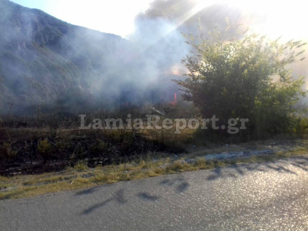 Φωτιά Τώρα: Νέα πυρκαγιά έξω από τα Καμένα Βούρλα