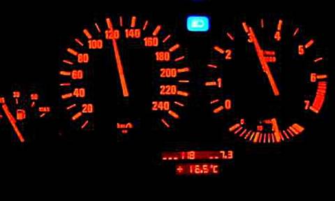 Γιατί τα 120 χλμ / ώρα είναι η πιο περίεργη ταχύτητα στις Εθνικές Οδούς;