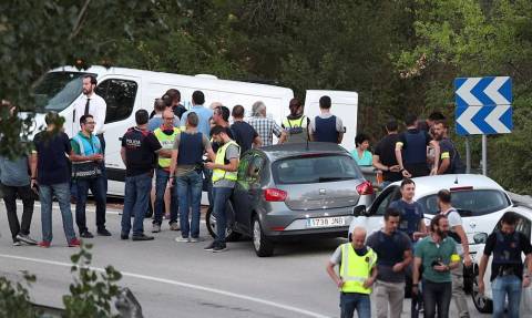 Ενώπιον δικαστηρίου οι 4 τζιχαντιστές που έσπειραν το θάνατο στη Βαρκελώνη