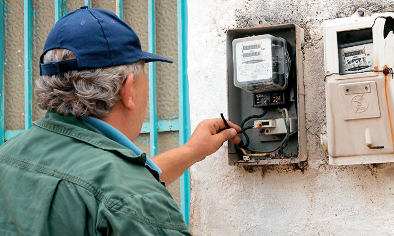 Σπείρα υποσχόταν διαγραφή οφειλών από ηλεκτρικό ρεύμα