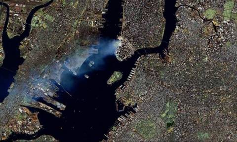 11η Σεπτεμβρίου 2001: Σπάνιο βίντεο της επίθεσης στους Δίδυμους Πύργους από το διάστημα