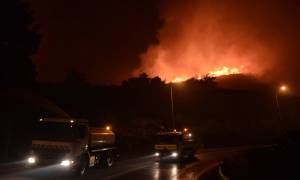 Φωτιά ΤΩΡΑ: Νύχτα κόλασης στην Αχαΐα - Εκκενώθηκαν χωριά
