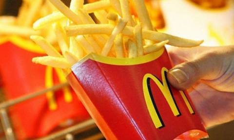 McDonald's: «Δείτε πώς μας κλέβουν με τις τηγανητές πατάτες» - Τι απαντά η εταιρεία