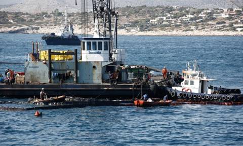 Καταγγελία-βόμβα: Ο πλοιοκτήτης του «Αγία Ζώνη ΙΙ» δεν ήταν αυτός που πλήρωσε για το πετρέλαιο