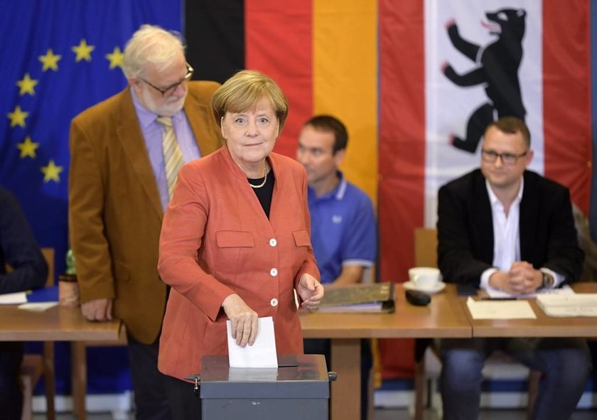 Γερμανικές Εκλογές: Πικρή νίκη για τη Μέρκελ - Σοκ για την Ευρώπη ο «θρίαμβος» του AfD