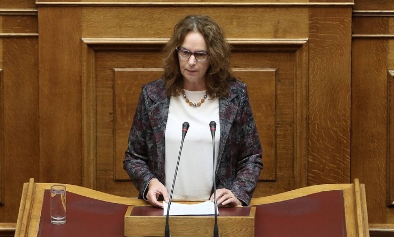 Βουλή: Υπερψηφίστηκε η τροπολογία για την οικειοθελή αποκάλυψη αδήλωτων εισοδημάτων