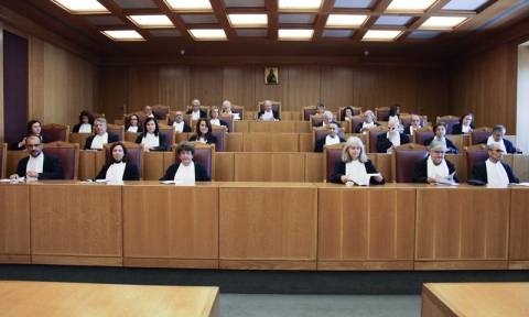 Χάος στο ΣτΕ για το νόμο Κατρούγκαλου με δεκάδες αγανακτισμένους δικηγόρους