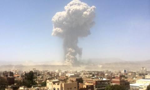 Υεμένη: Αμερικανική αεροπορική επιδρομή με δεκάδες νεκρούς σε δύο στρατόπεδα του ΙΚ