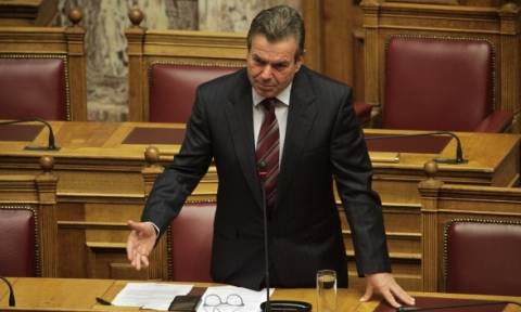 Πετρόπουλος: «Εξωδικαστικός συμβιβασμός για παλιές οφειλές στα ταμεία»