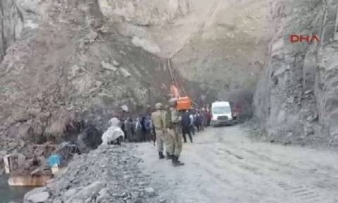 Τουρκία: Κατέρρευσε τμήμα ανθρακωρυχείου - Τουλάχιστον 7 νεκροί εργάτες (vid)