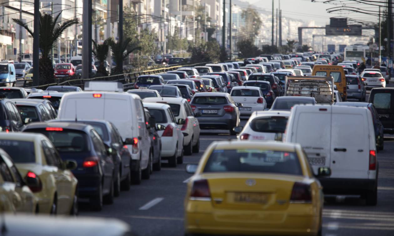 Σοβαρό τροχαίο στη Λεωφόρο Συγγρού