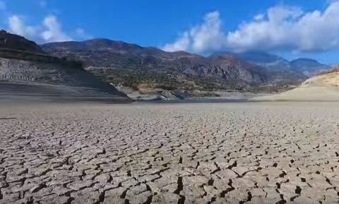 Εικόνες Σαχάρας στην Κρήτη: Το άλλοτε πλούσιο Φράγμα Φανερωμένης έγινε… έρημος! (video)
