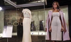 Μελάνια Τραμπ: Το φόρεμά της που πέρασε στην ιστορία! (vid)