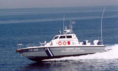 Ηγουμενίτσα: Προσάραξη φορτηγού πλοίου - Στο σημείο ρυμουλκό και πλωτό σκάφος του λιμενικού