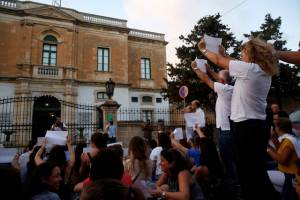 Μάλτα: Νέα διαδήλωση μετά τη δολοφονία της δημοσιογράφου Ντάφνι Καρουάνα Γκαλιζία