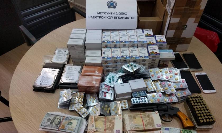 Σύλληψη 38χρονου για πώληση παράνομων φαρμακευτικών σκευασμάτων μέσω διαδικτύου