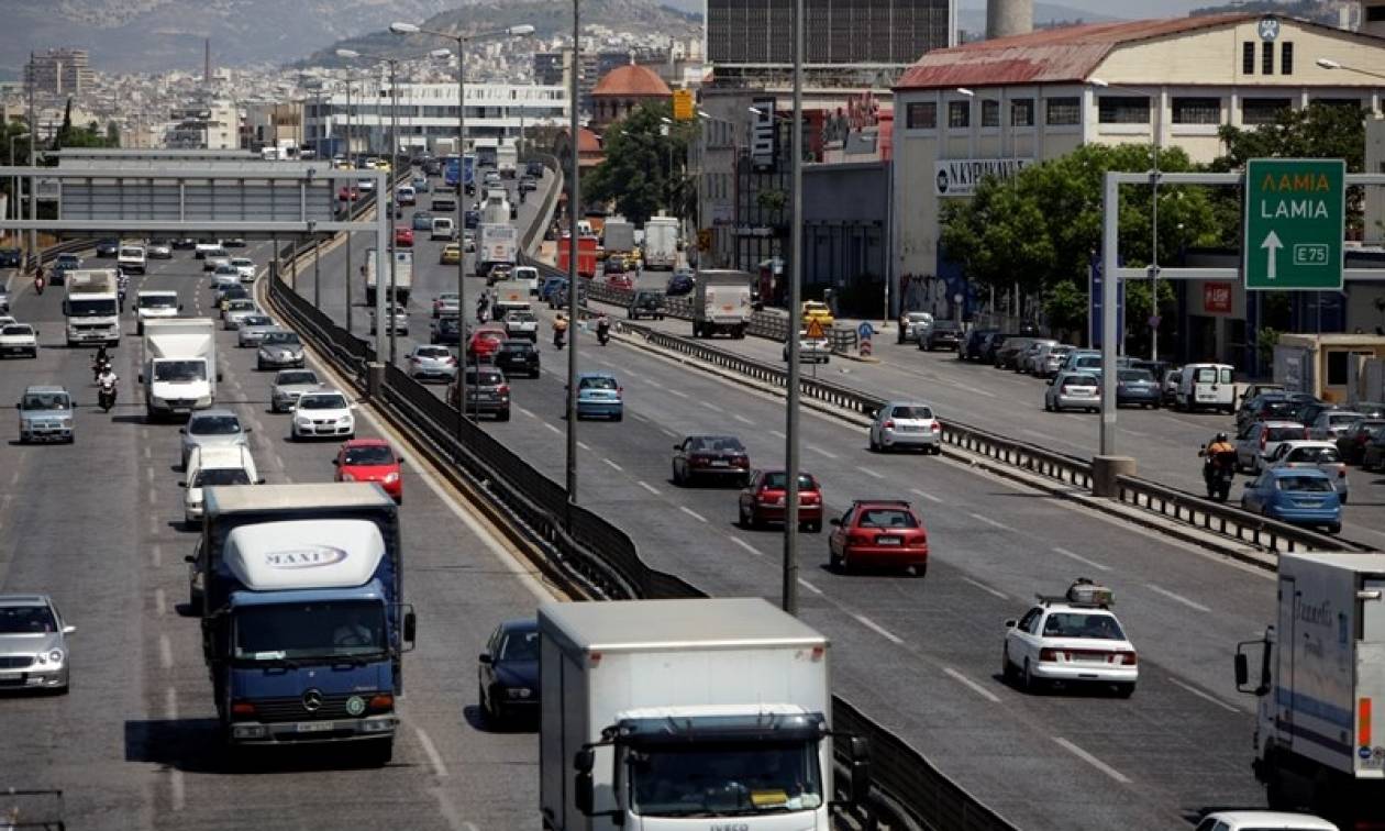 Προσοχή! Κυκλοφοριακές ρυθμίσεις σήμερα Δευτέρα στον Κηφισό