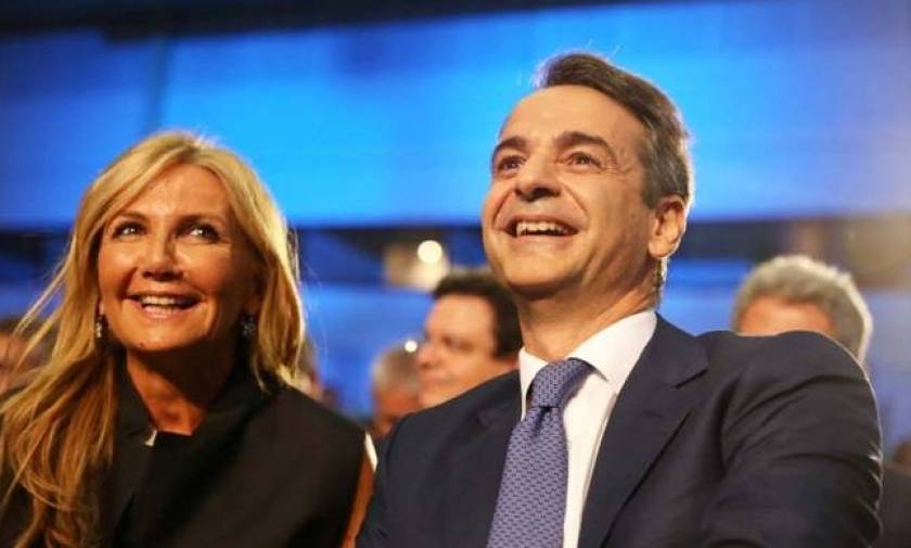 В списки «райского досье» попала супруга главы греческой оппозиции Кириакоса Мицотакиса